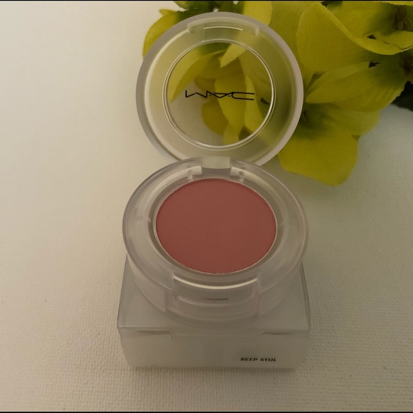 MAC Cosmetics Other - MAC Limited Edition Eyeshadow in Keep Stijl